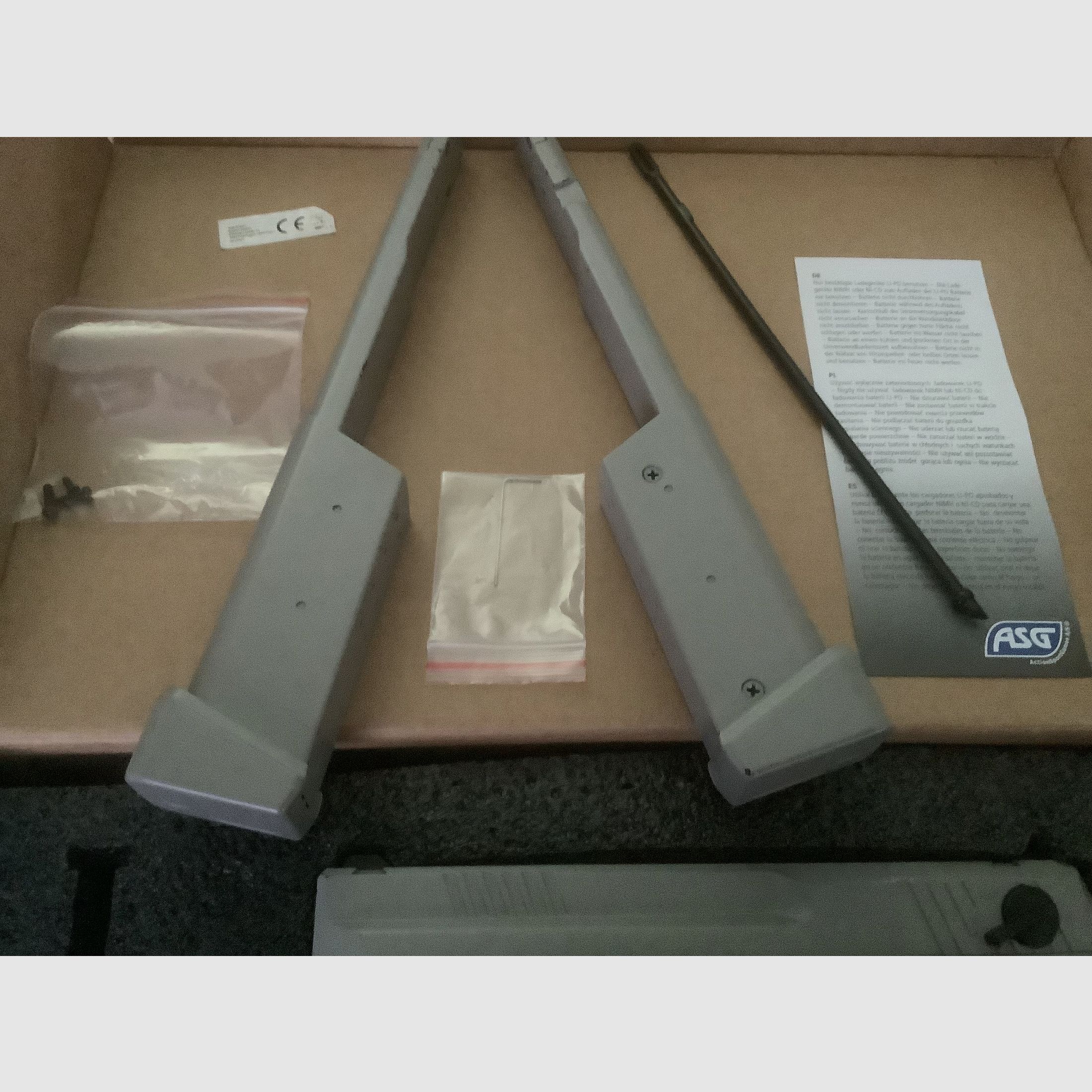 Cyma 127 Mosfed Edition 3 AEP pistol 0.5 joule in grey