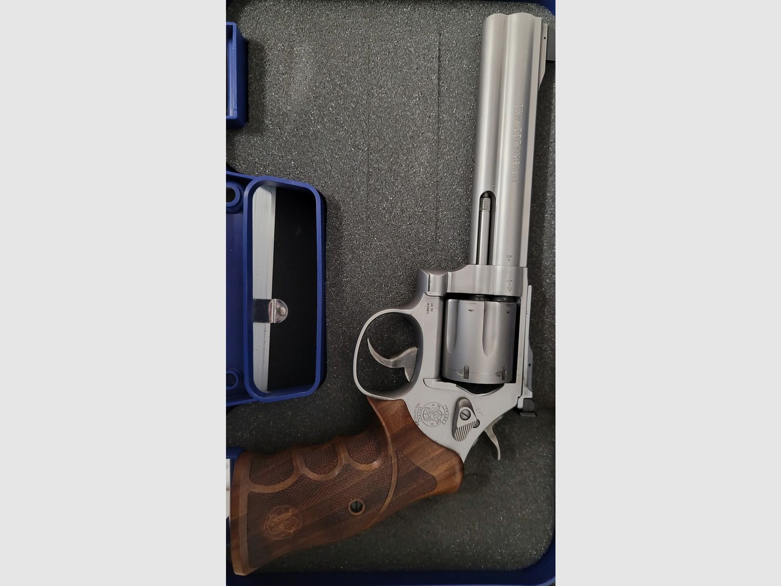 Smith and Wesson 686 Target Champion
