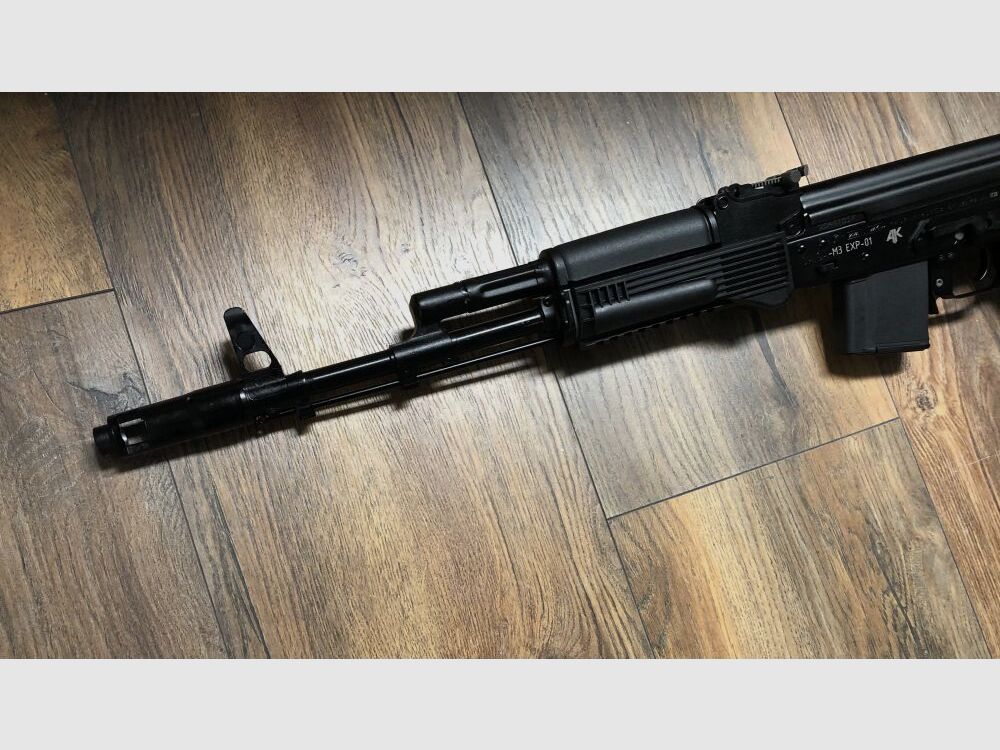 Izhmash Saiga MK 102 - sportlich zugelassen! - halbautom. Büchse .223Rem 415mm Lauflänge - Polymer Klappschaft - - zivile Version - System AK74 AK47 AK101