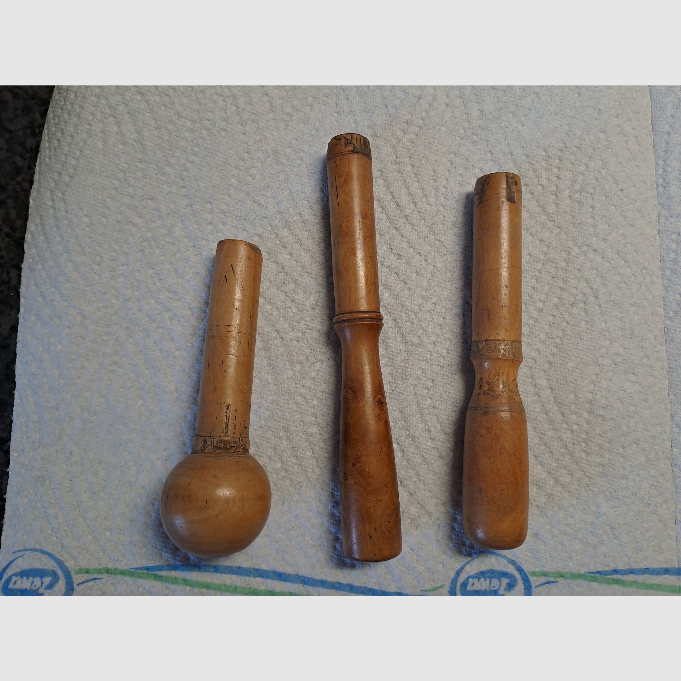 Caricatori di munizioni antiche e accessori