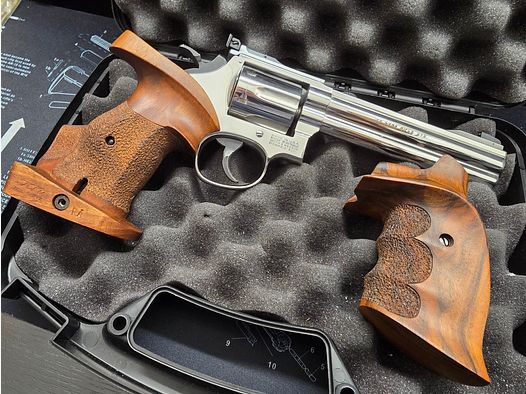 Smith und Wesson 6Zoll KK-Sportrevolver 617-1