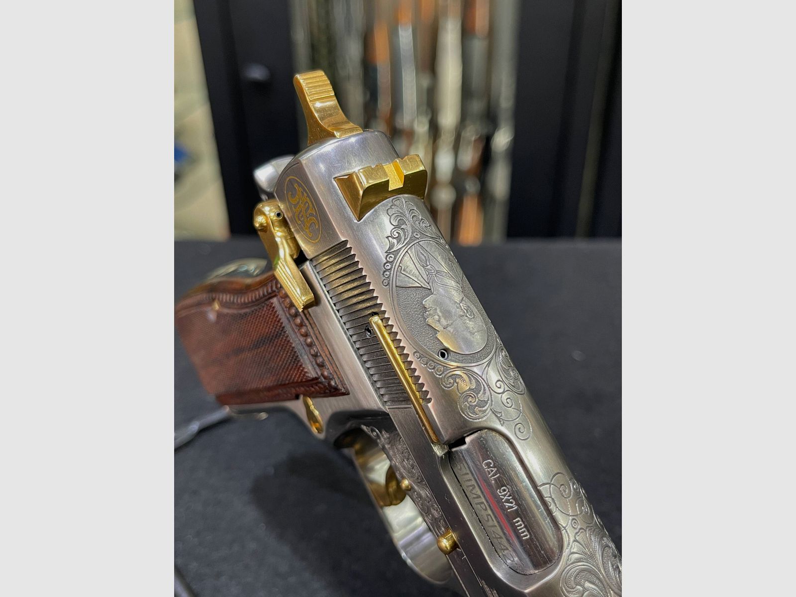 Browning Luxus 75. Jubiläumsedition, Bild 2 von 18