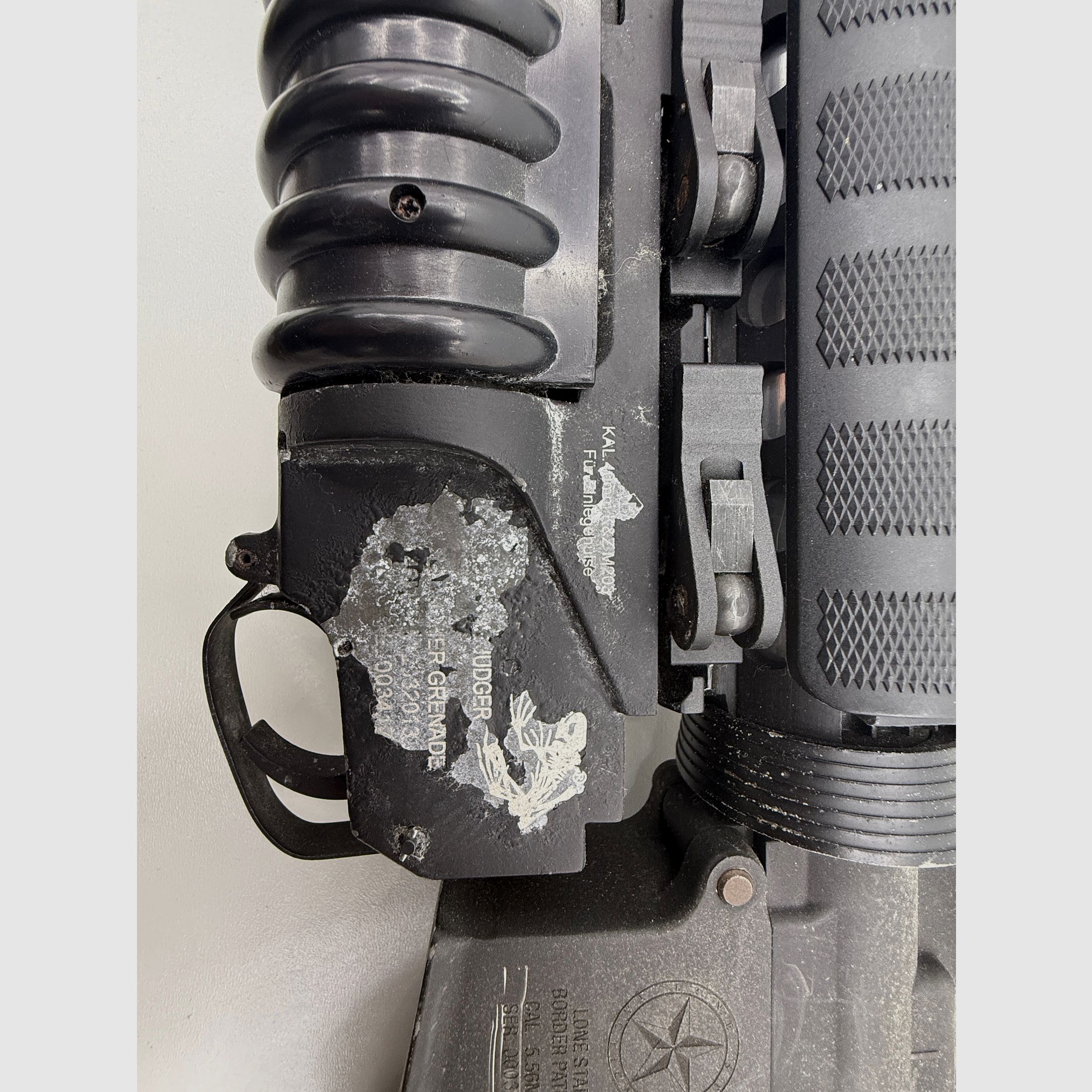 Evolution Airsoft M4 S-AEG stile US Marine con lanciagranate M203 funzionante – incluso 2× granate da 40 mm
