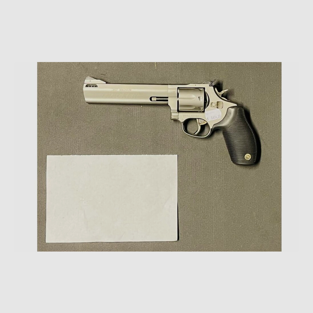 Taurus Revolver Tracker Titanio