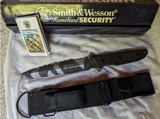 Smith & Wesson "Homland Security"