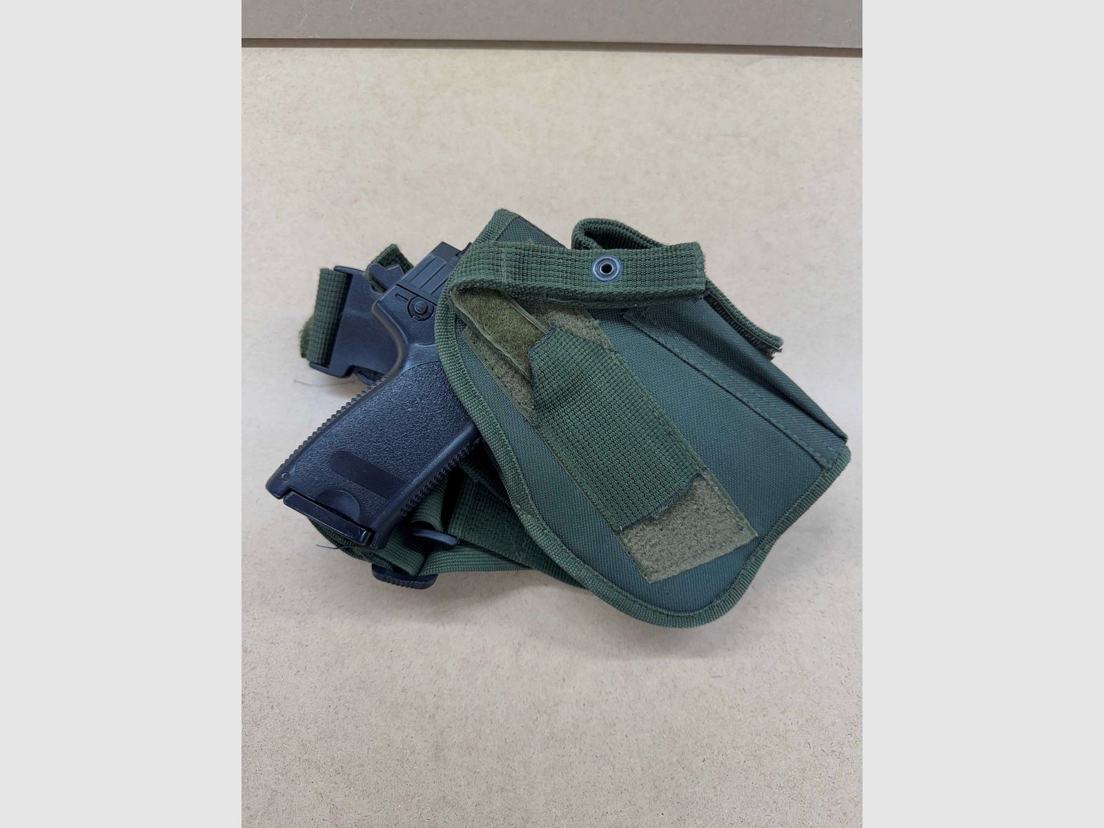 Umarex USP Compact GBB – Bastlerobjekt (Magazin undicht) | viel Zubehör