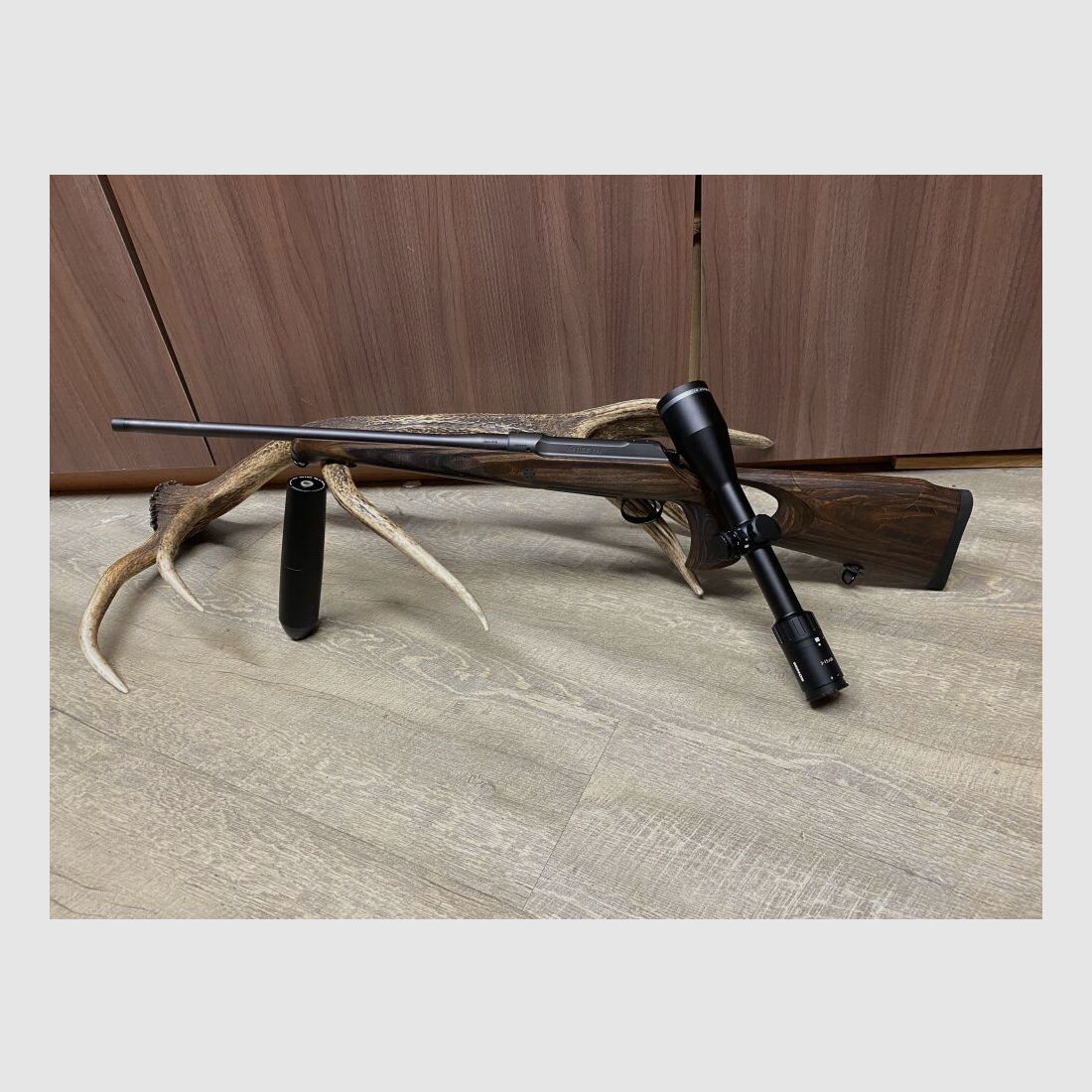 Sauer 101 GTI, mit Minox Allrounder 3-15x56, mit Schiene