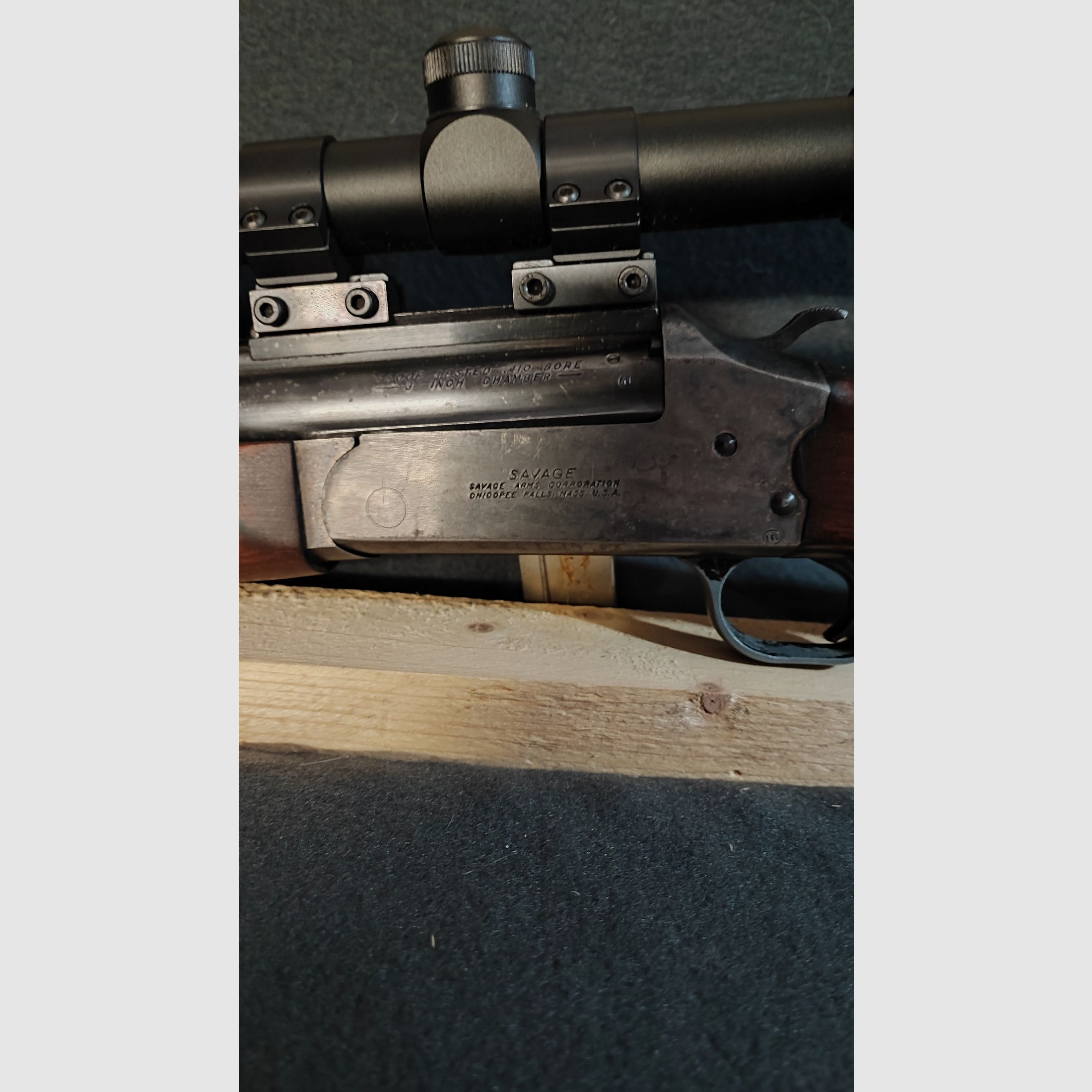 Escopeta de cerrojo Savage Mod. 27