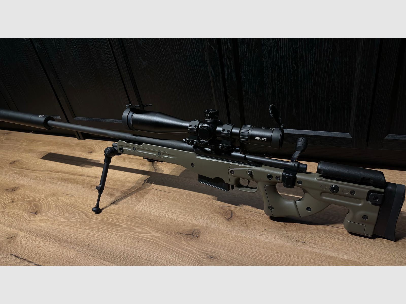 Stock Accurracy International AT AICS Steingrau-Oliv, without scope/mount and rifle!