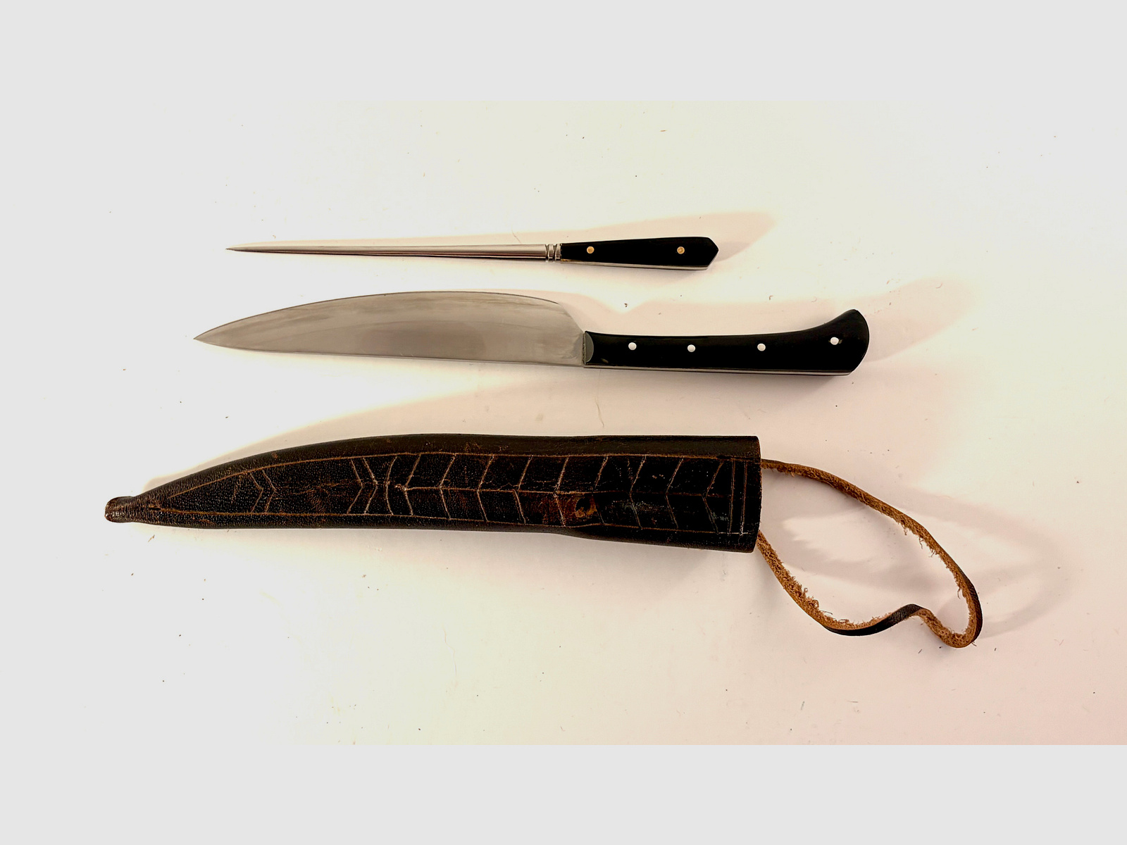 Mittelalter-Set: Schwert aus Qualitätsstahl, Essbesteck & Bonus-Messer