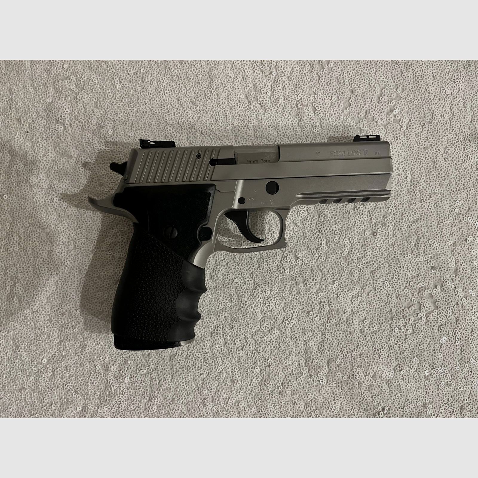 SIG Sauer P226 LDC II – 9 mm – Made in Germany – incl. .22 l.r. conversion system