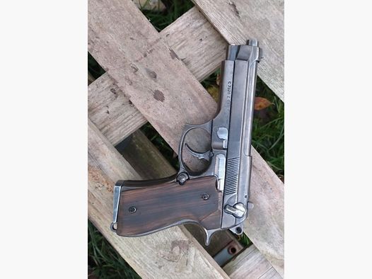 Model gun M92 new finish with custom wooden grips