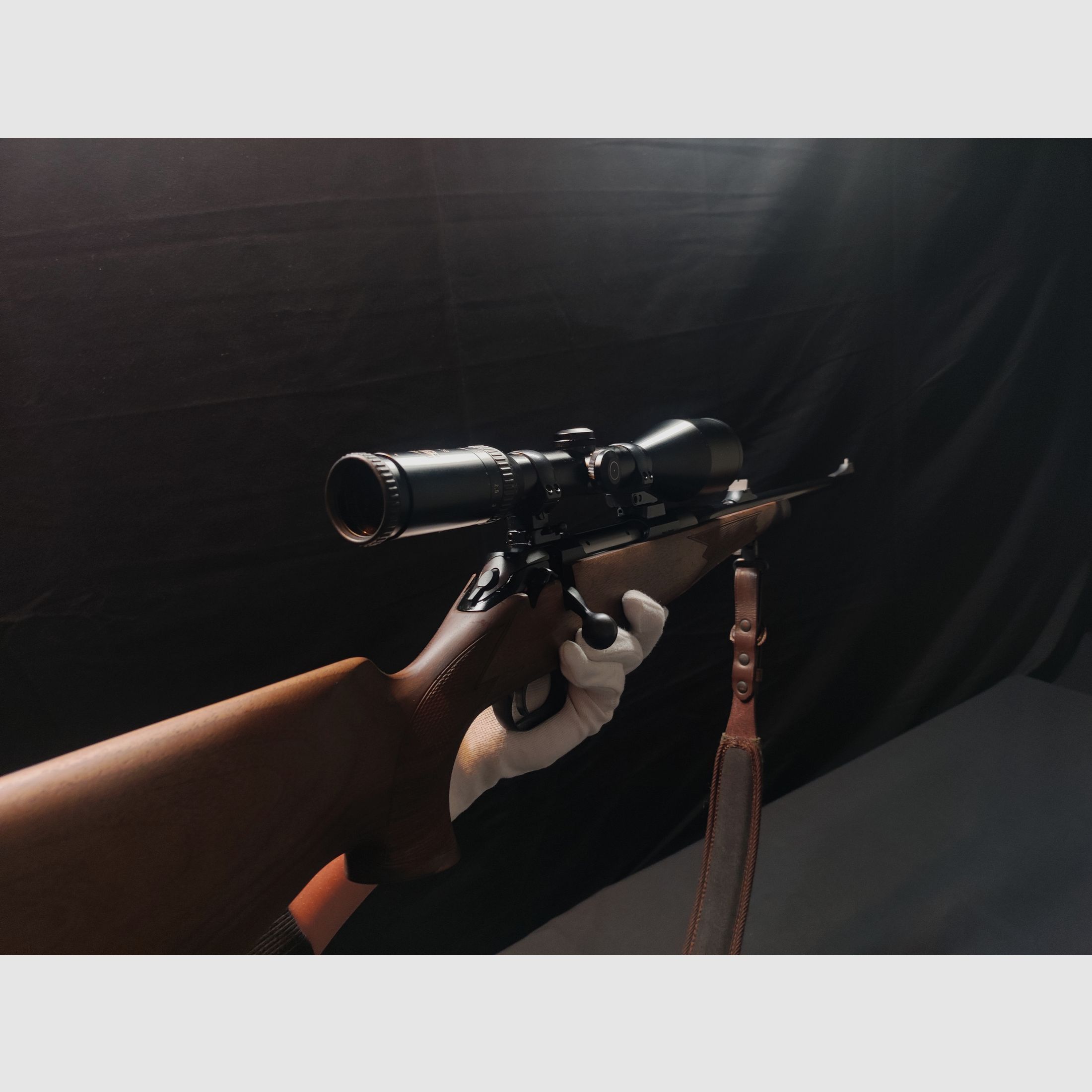 Mauser M94 repeating rifle - .30-06 - Schmidt & Bender 2.5–10x56 - Like new - incl. 183 rounds of ammunition
