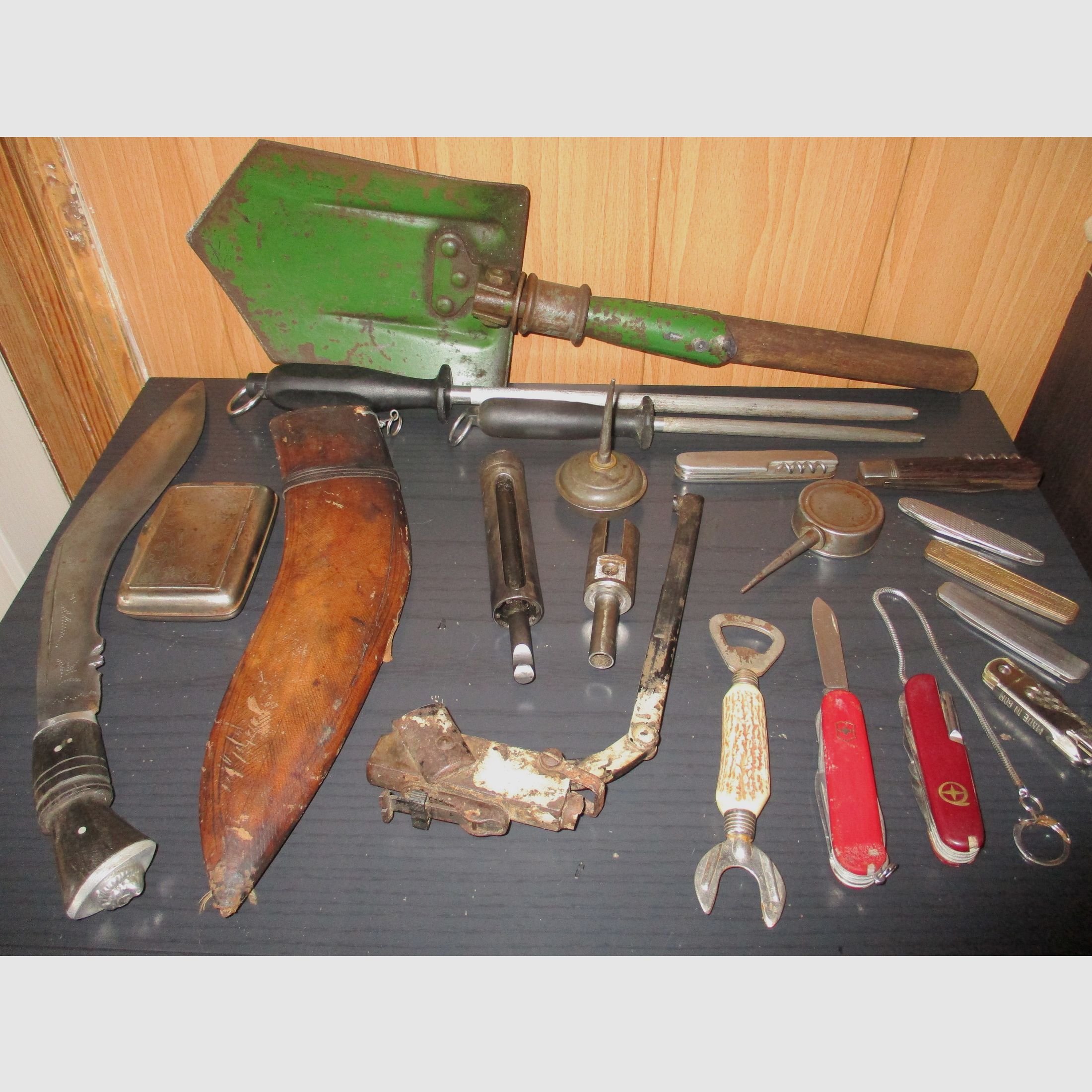 Haenel Suhl DDR Model 303 spare parts, pocket knife, Solingen whetstone, spade.....