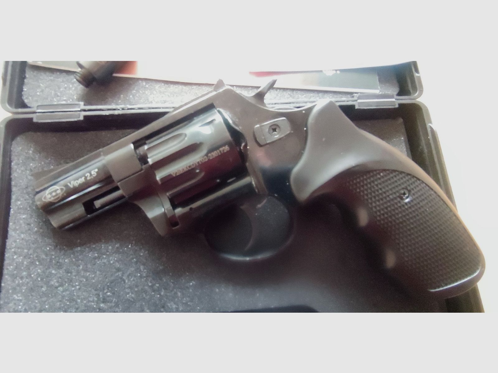 Ekol Viper 2,5" brüniert 9 mm RK