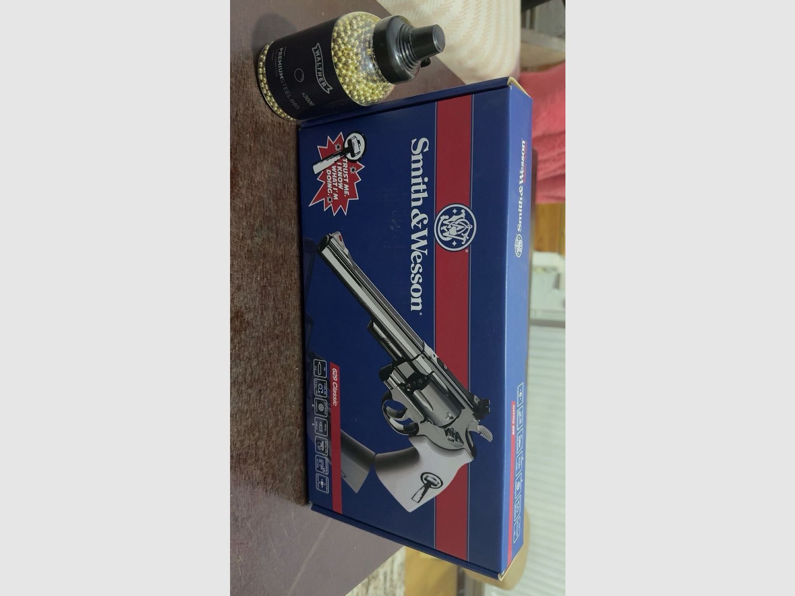 Smith & Wesson 629 Vertrouw me 6" NKL-WHT CO2 Revolver 4,5mm