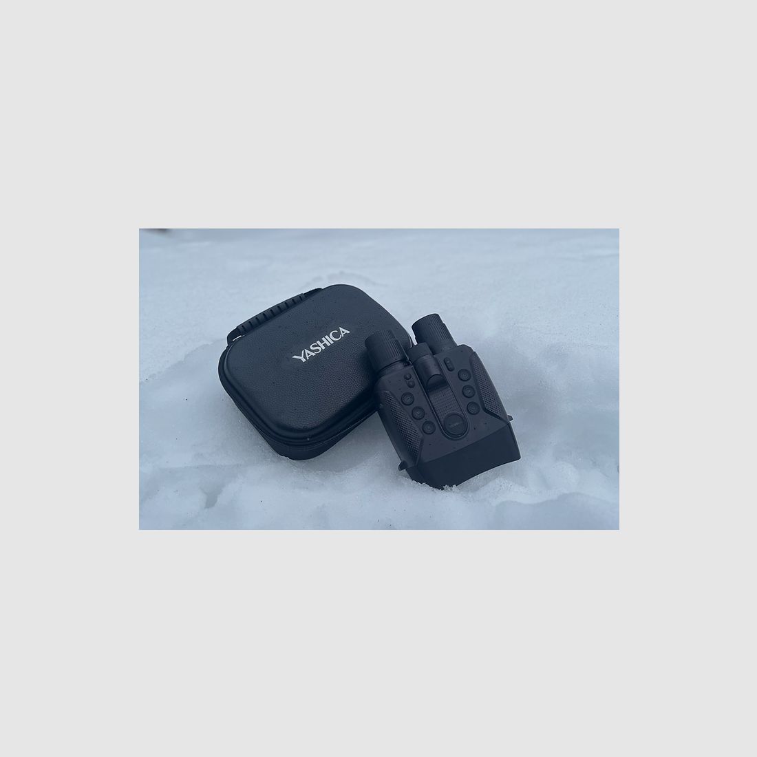 Yashica Vision IR night vision binocular device