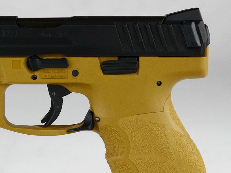 Heckler & Koch SFP9 SF con impugnatura nera