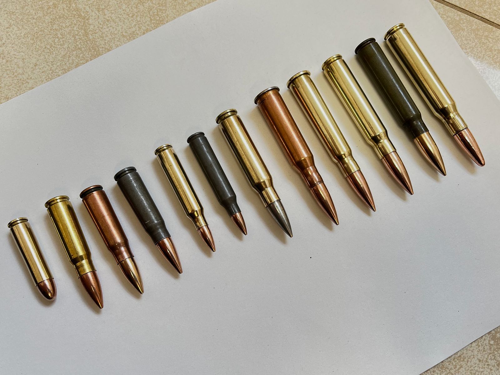 01.08.2026 ••• Dekopatronen Konvolut / Sammlung Langwaffe 12 Stück •••