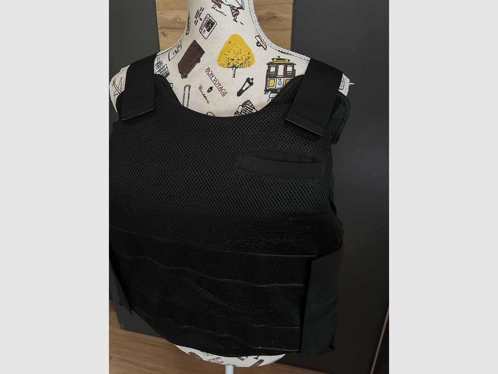 Armadillo Tex Unterziehweste stichfest zertifiziert VPAM KDIW 2004 K1 mit Flankenschutz