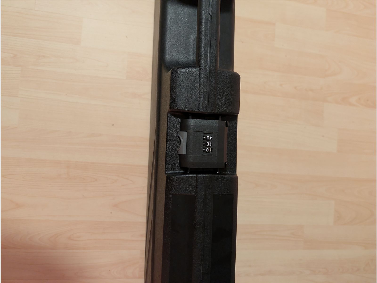 Gewehrkoffer Schmeisser 116 cm mit eingebautem Zahlenschloss