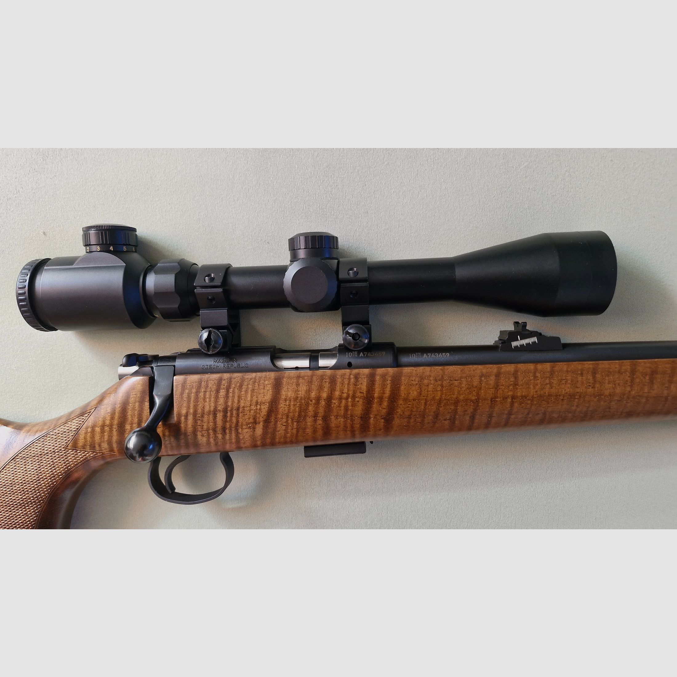 KK bolt-action rifle CZ ZKM 455 Luxus .22lfb with scope (red dot) and aluminum transport case all like new