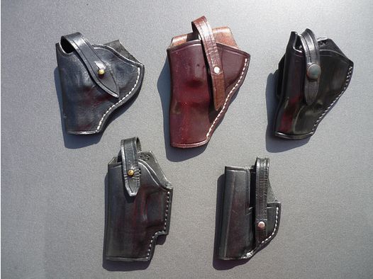 HKDesign Holster  Art. Nr.  002 : kleine Einfachholster mit Sicherheitsriemen   -  für:  diverse Waffen, siehe weitere Fotos u.A. S&W 60 -  für Linkshänder