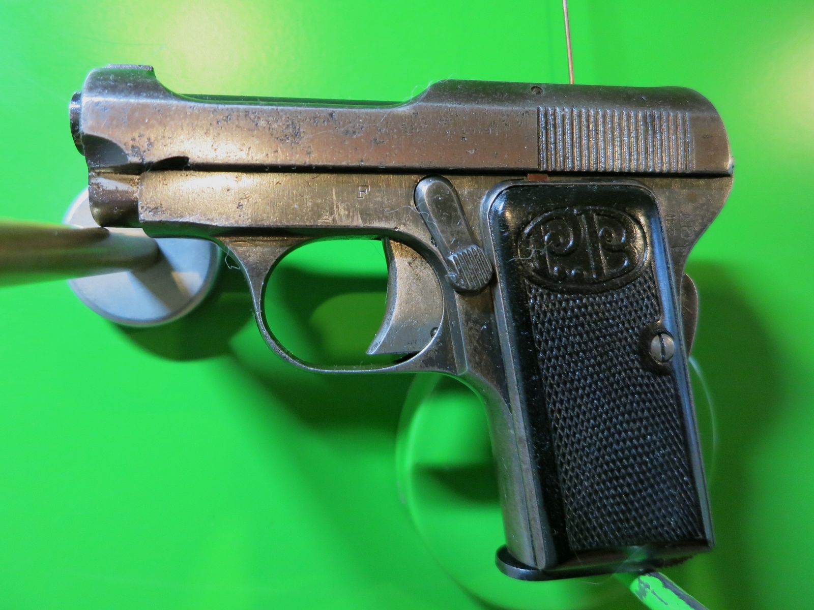 Pistolet kieszonkowy Beretta Mod. 1920 (418) Wersja III; 6,35 mm Browning; J. Bond 007!        #38-