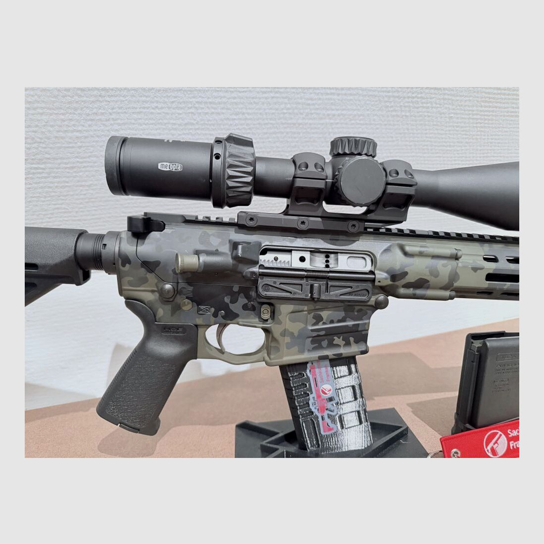 Savage Arms MSR10 Hunter Midnight Camo z Meopta