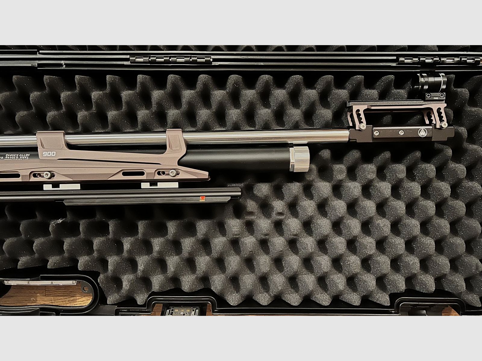 Feinwerkbau LG 900 Alu support, couleur spéciale marron, version droite