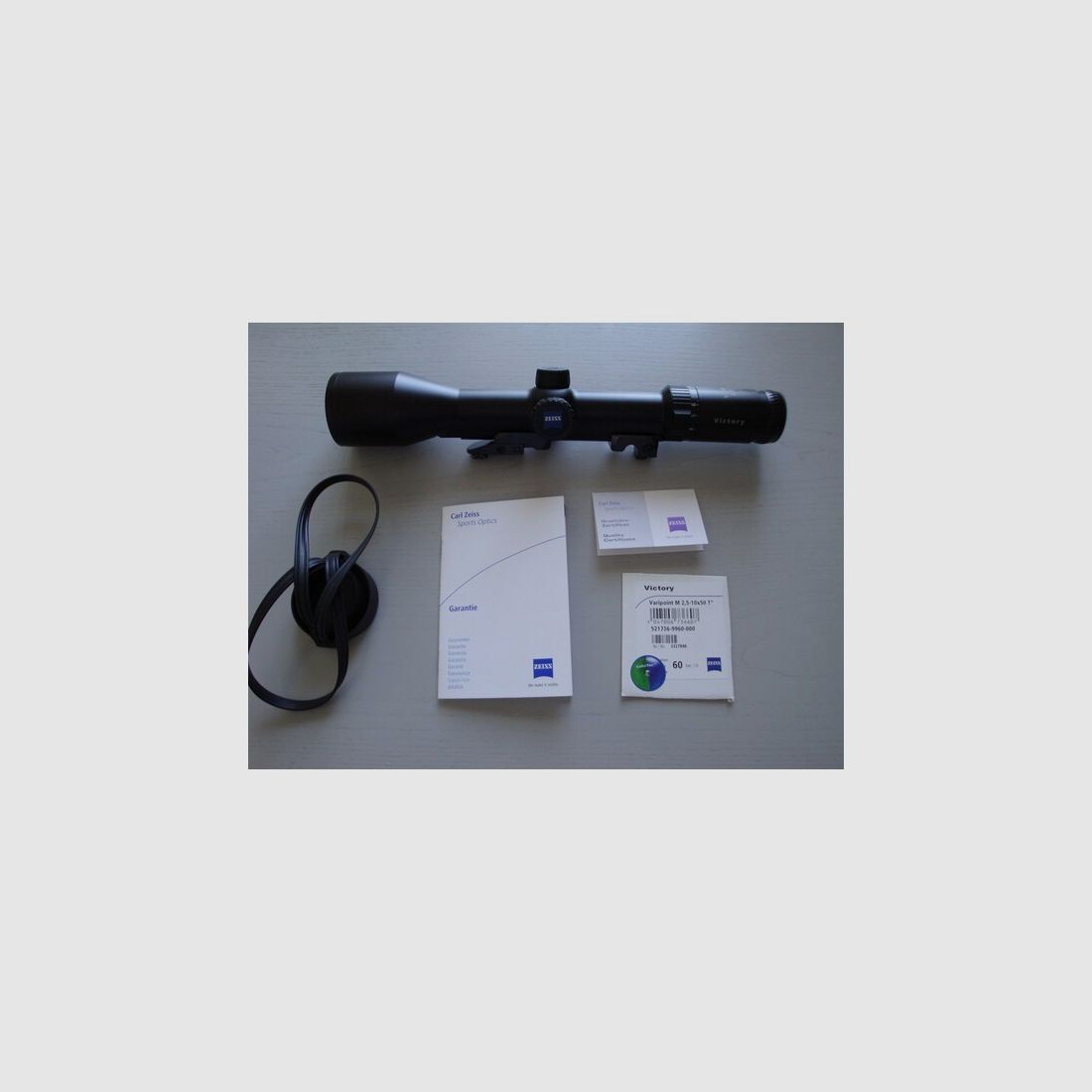 ZF ZEISS PREMIUM - Modell:  " VICTORY "  M 2,5 - 10 x 50 T* / LA 60, NEUWERTIG
