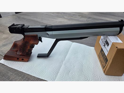 Feinwerkbau LP 100 mit Morini Griff