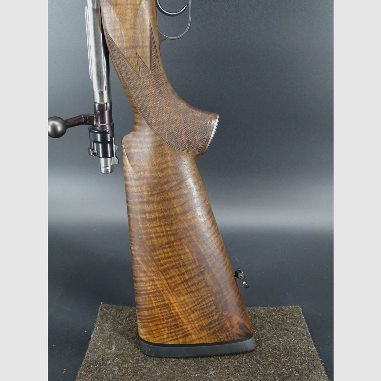 Mauser M98 100 Jahre Jubiläum Kaliber .416 Rigby inkl. Lederkoffer	 M98 Magnumsystem 100 Jahre Mauser 16 / 100 Sammlungsauflösung