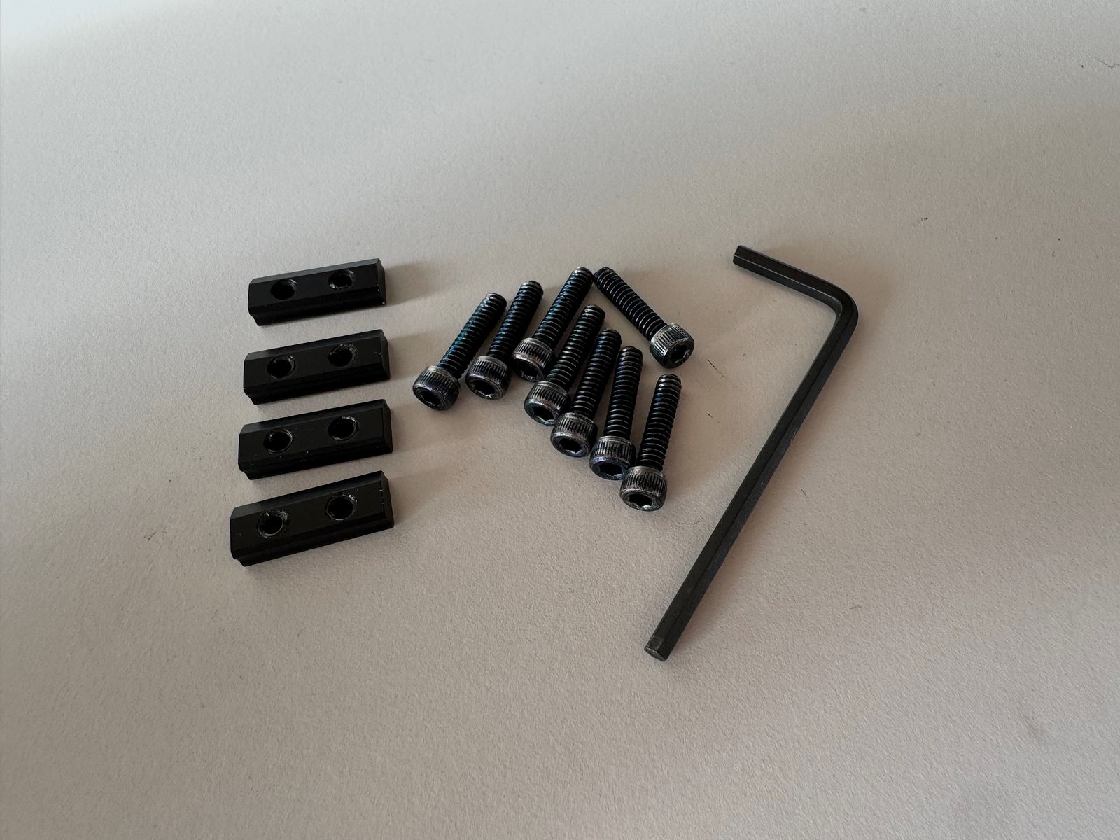 Spuhr MP5 / SP5 C-Thru Picatinny Montage Schiene