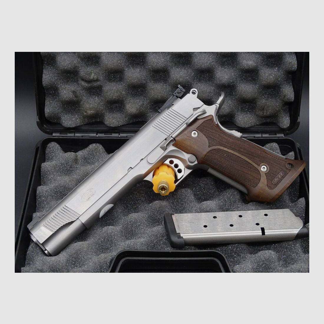H.P.S. Hans Peter Schäfer 1911 Target 6 Exclusive kaliber .45 Auto 1911 Target Exclusive niet eens 50 schoten afgevuurd