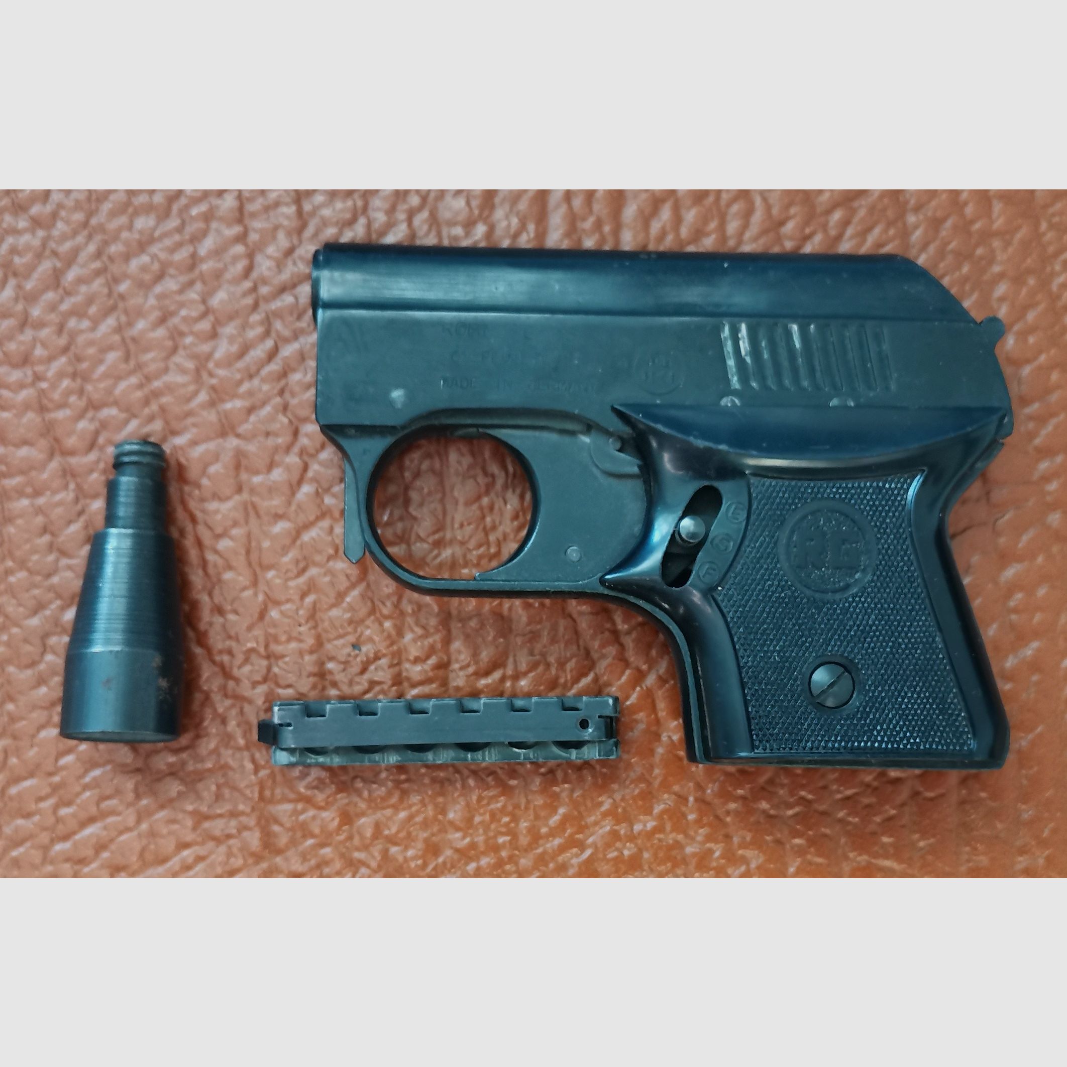 Röhm RG 3 S blank firing pistol 6mm Flob.