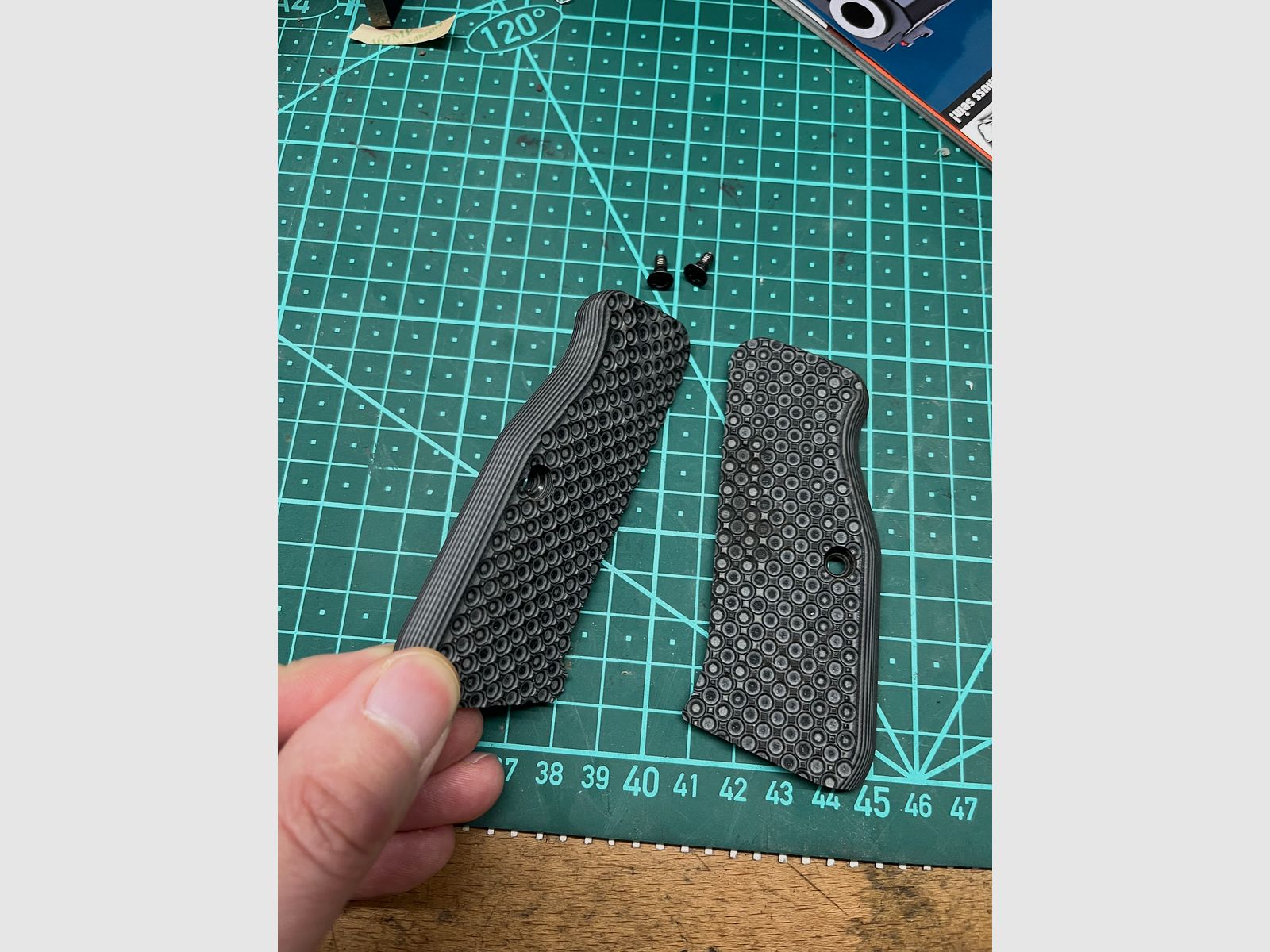 VZ Grips Shadow 2