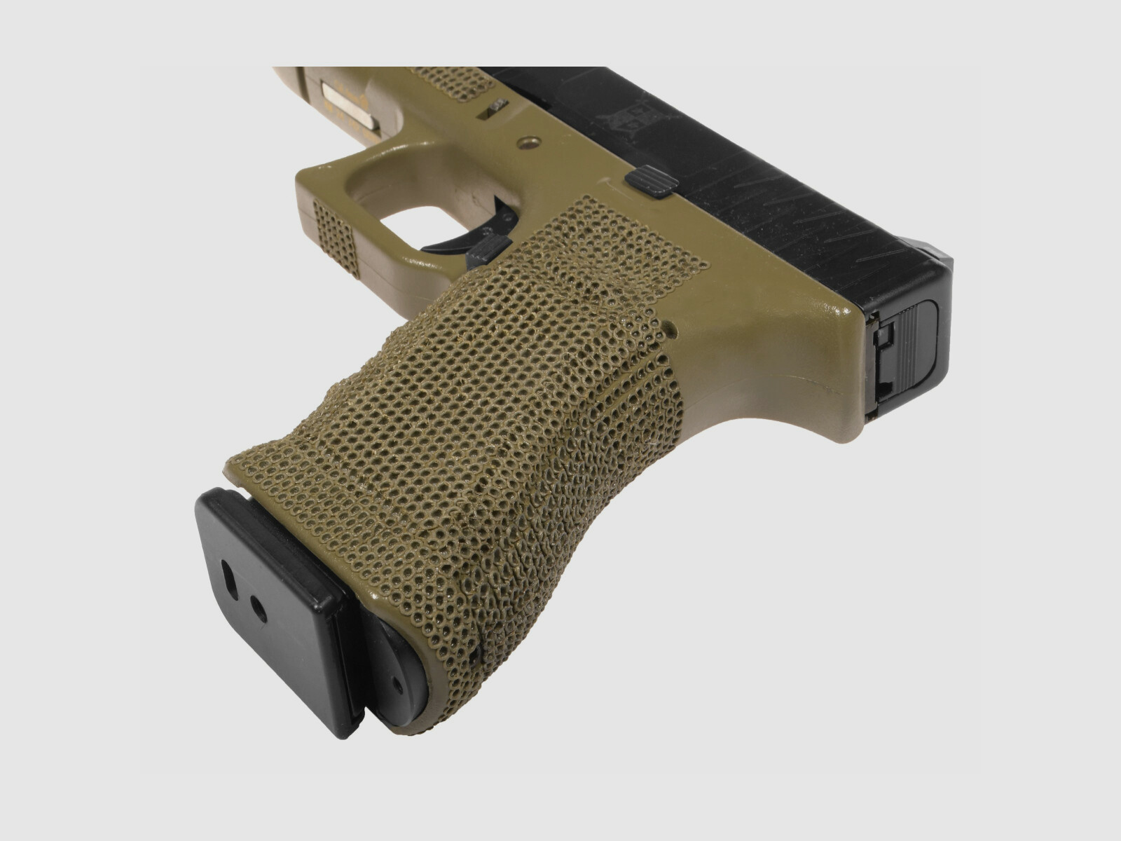 P05 GBB Airsoft Pistole in Oliv | Delta Armory