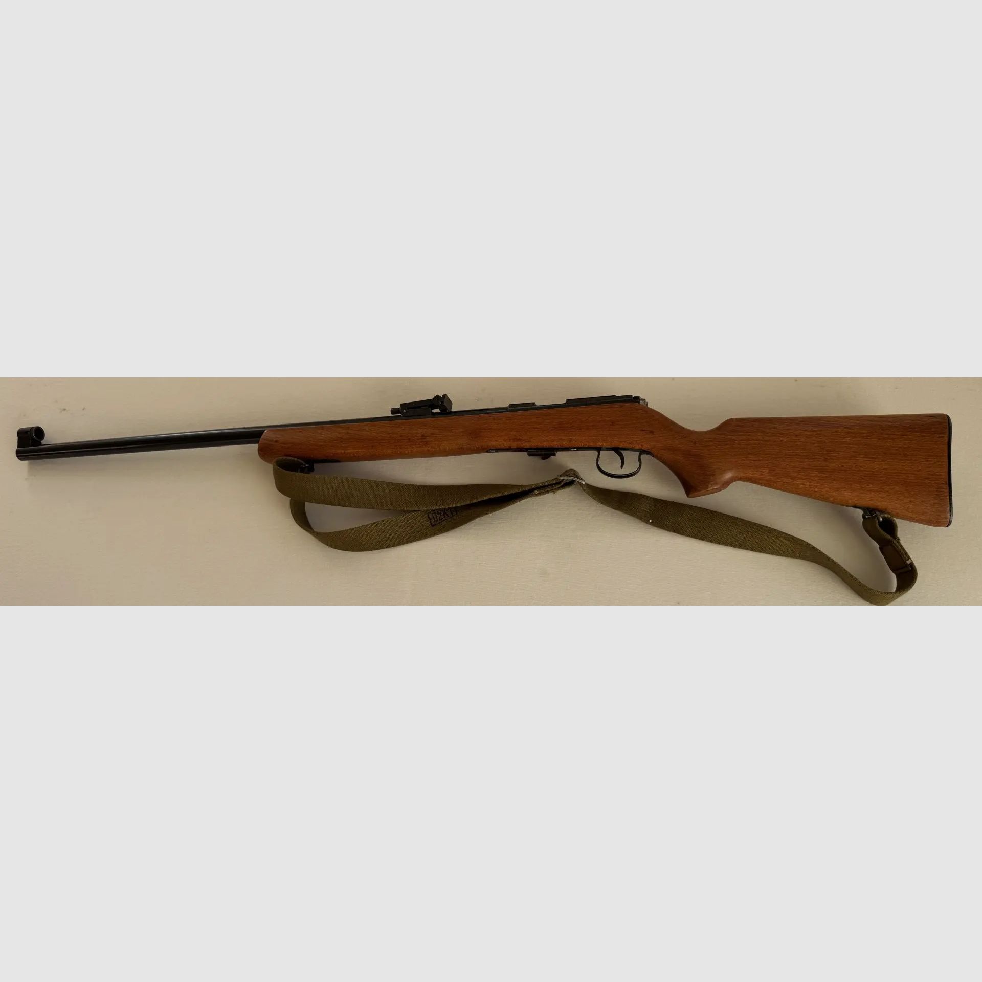 Brno Mod. 3 (Cal. .22 LR) Rara carabina de entrenamiento/competición checoslovaca — Militar / SVAZARM