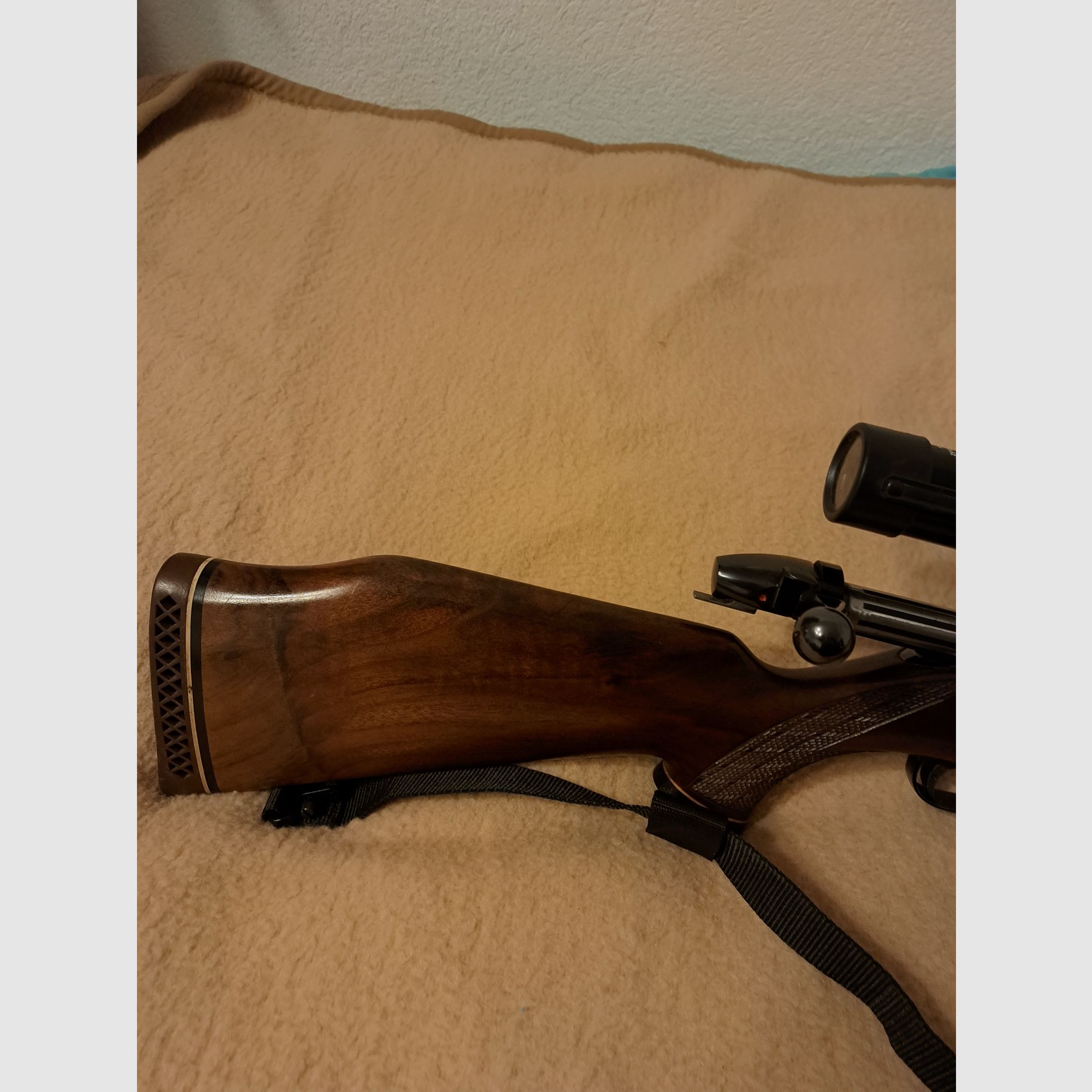 ⁷Weatherby Mark V  /  Kal. 8x68 S