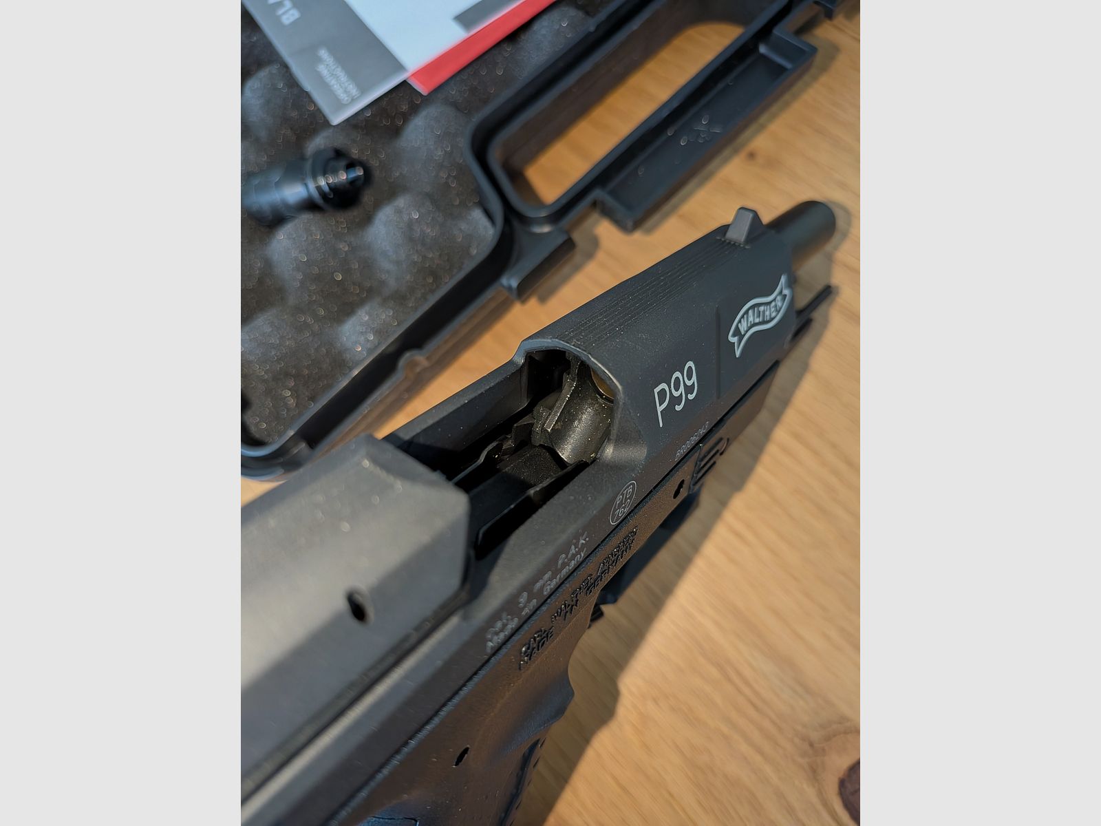 Walther P99 Kal. 9mm P.A.K ++ NEU++ Schreckschusspistole P 99