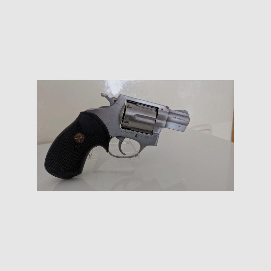 Rossi Revolver in 38 Special 2"Zoll Lauf 6 Schuß