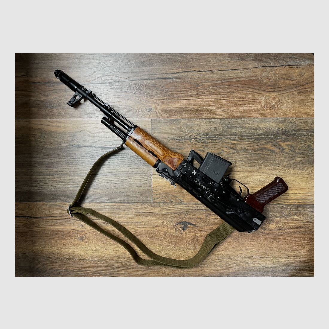 MGBs Sondermodell Izhmash Saiga MK 102 Retro - halbautom. Büchse .223Rem sportlich zugelassen! - mit Klappschaft! - zivile Version - System AKM AK47 AK74