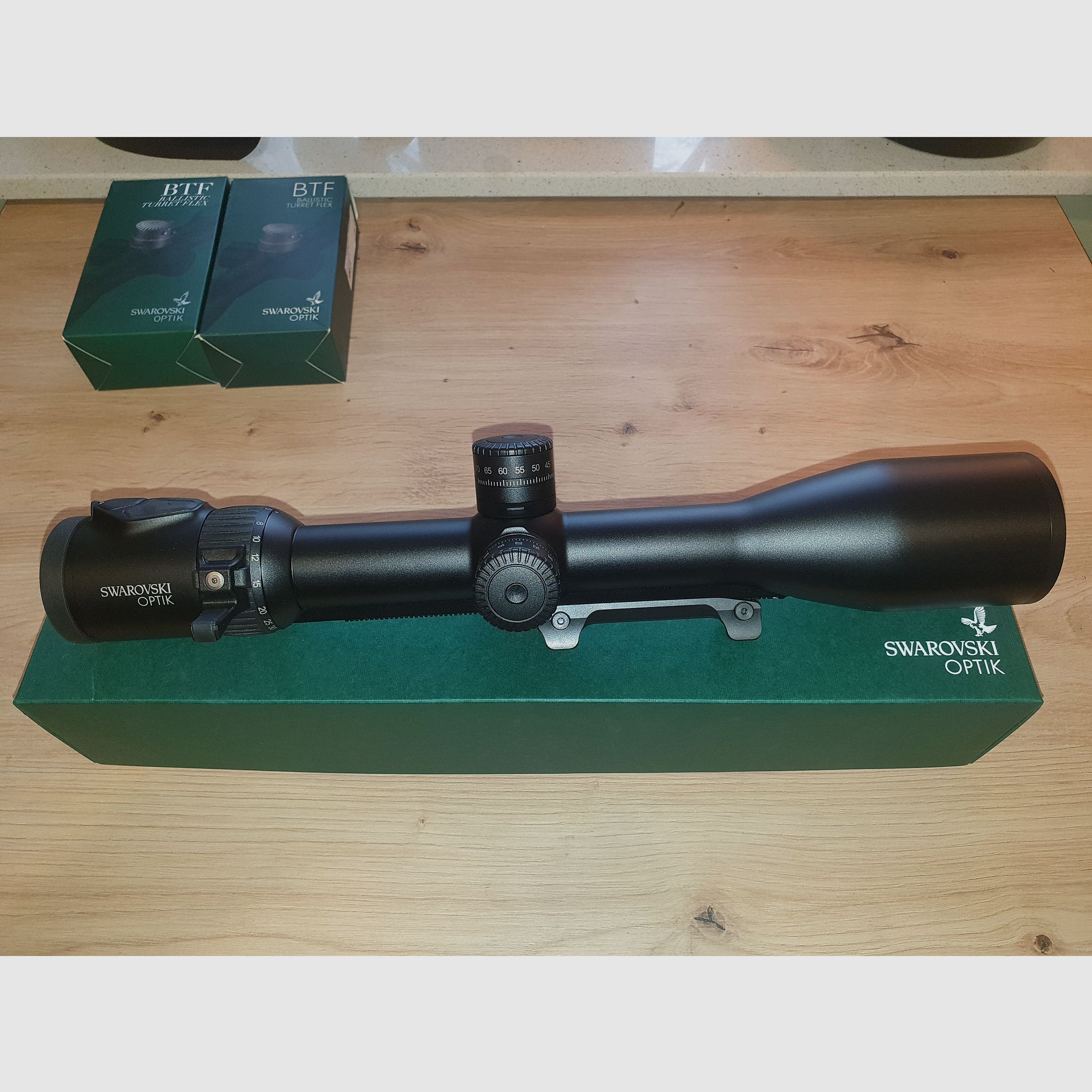 Swarovski Z8i+ 5-40x56 4A-i SR, inkl. 2xZ8i BT & Henneberger Montage, 250€ Preisvorteil