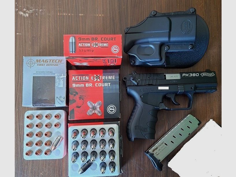 Walther PK380 black, 9 mm short, + paddle holster