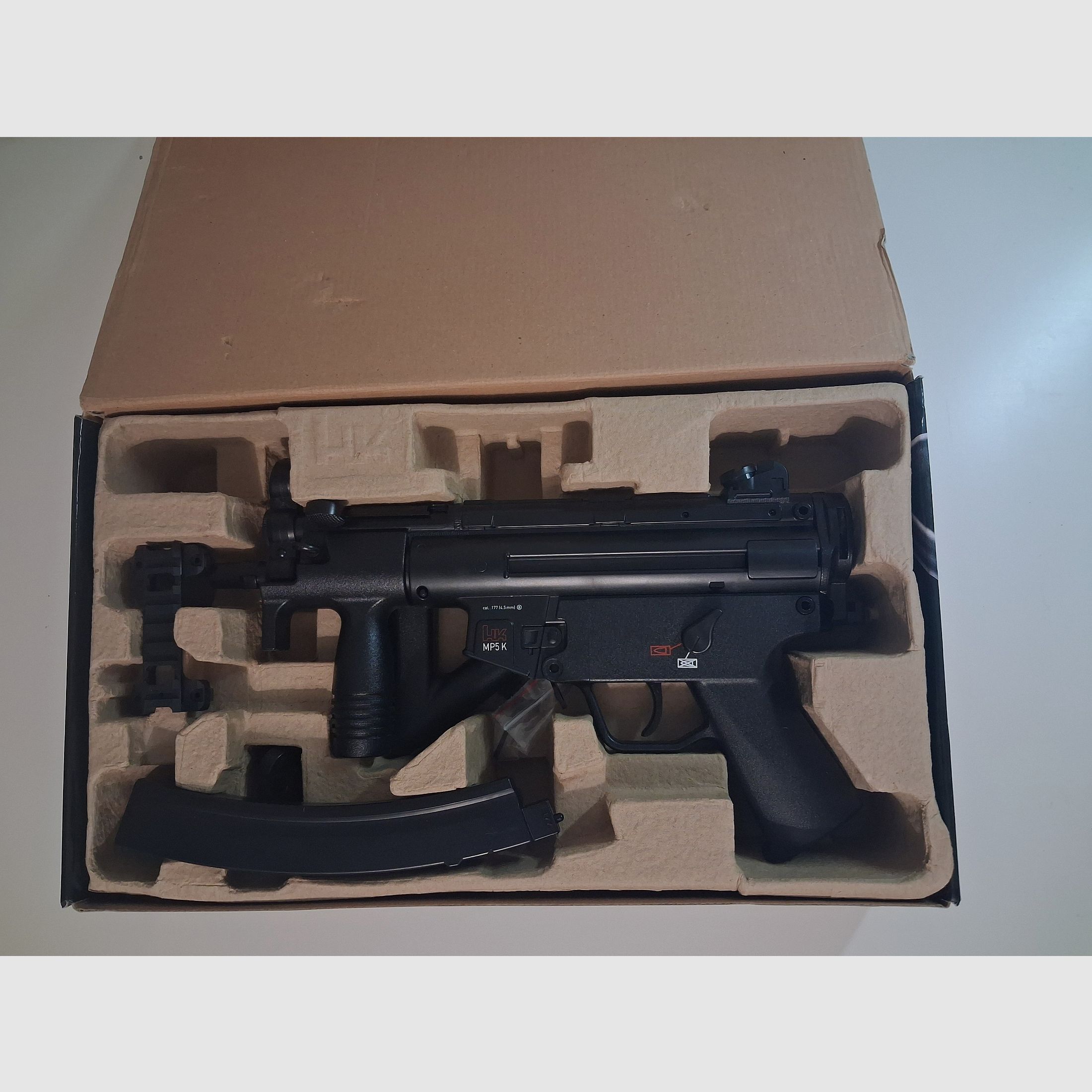 Heckler & Koch MP5 K-PDW CO2 Airgun 4.5 mm BB – Blowback