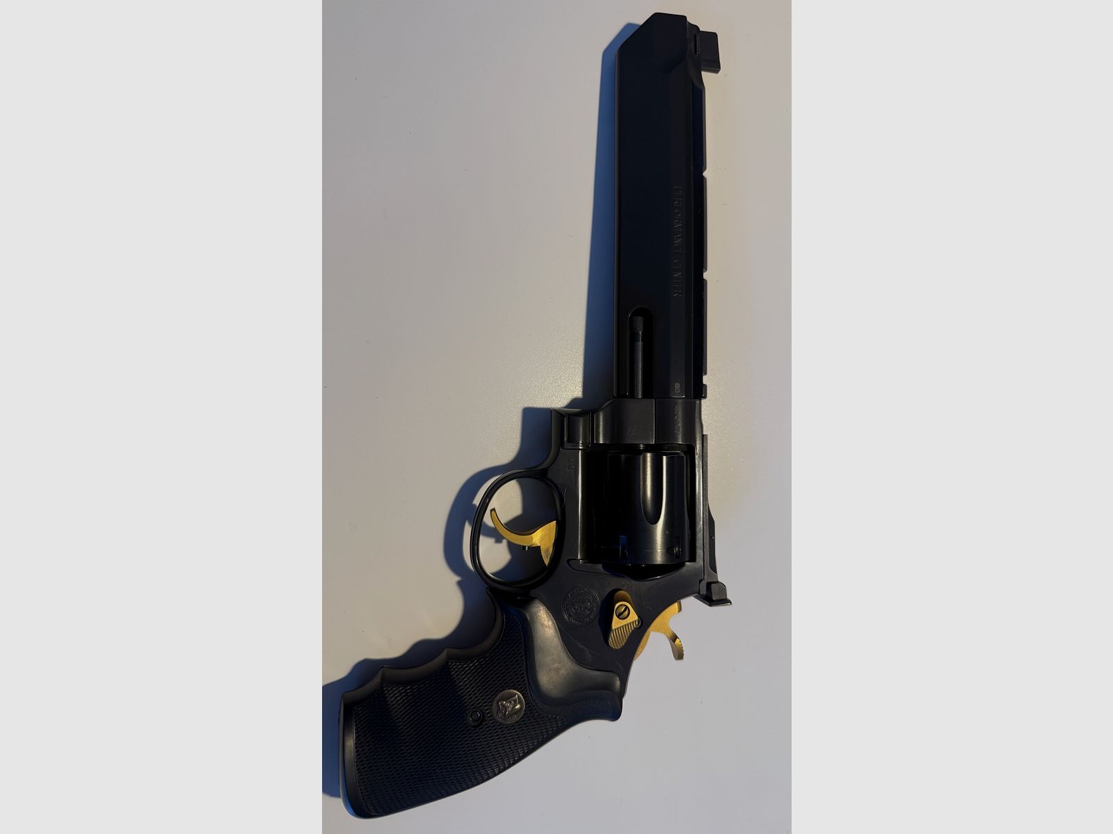 Smith & Wesson 629-6 Stealth Hunter