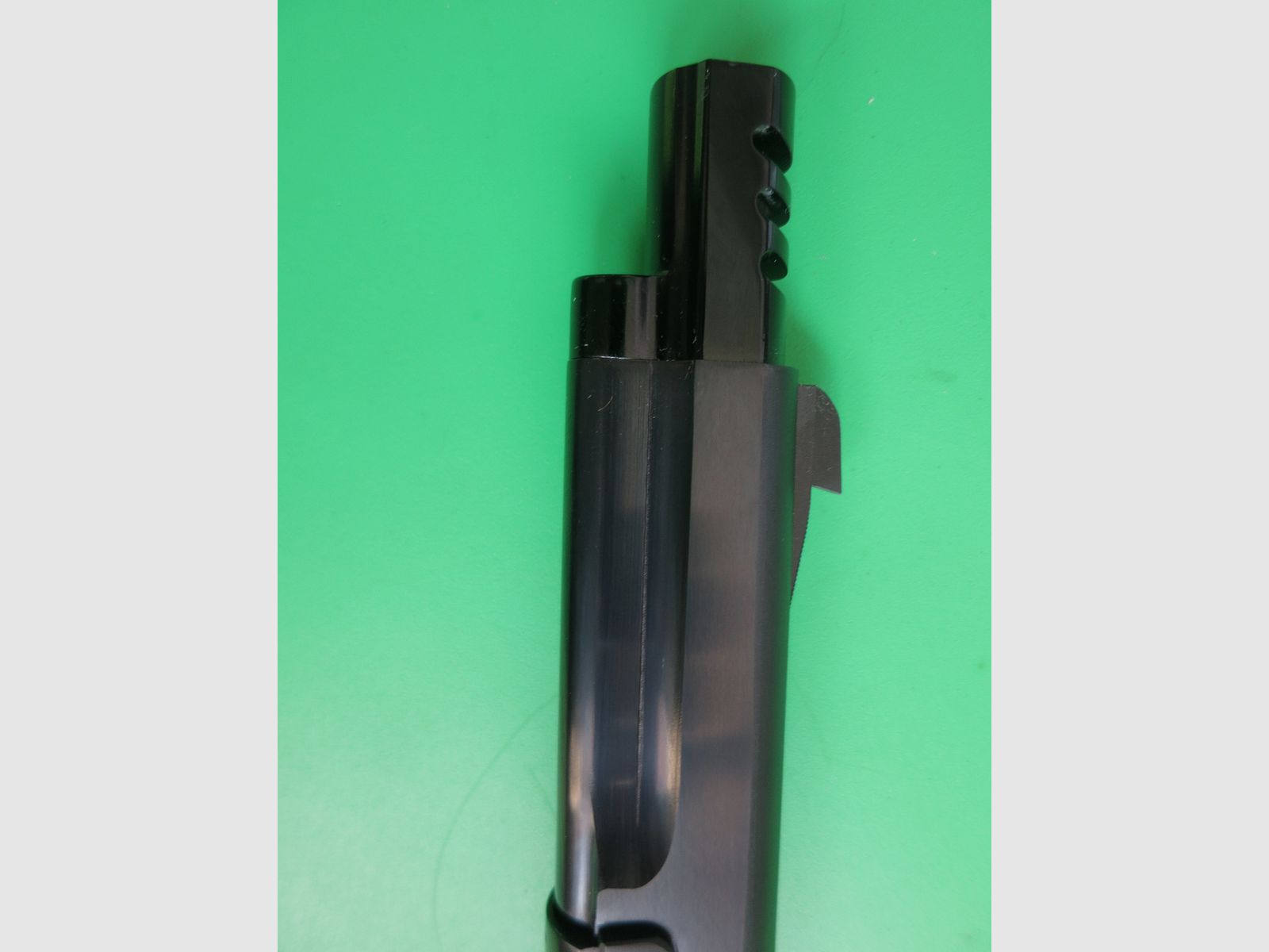 Pistola sportiva di alta gamma Smith&Wesson Mod. 41, .22 lfB, canna da 7,5" con compensatore, come nuova, assoluta rarità da collezione #40