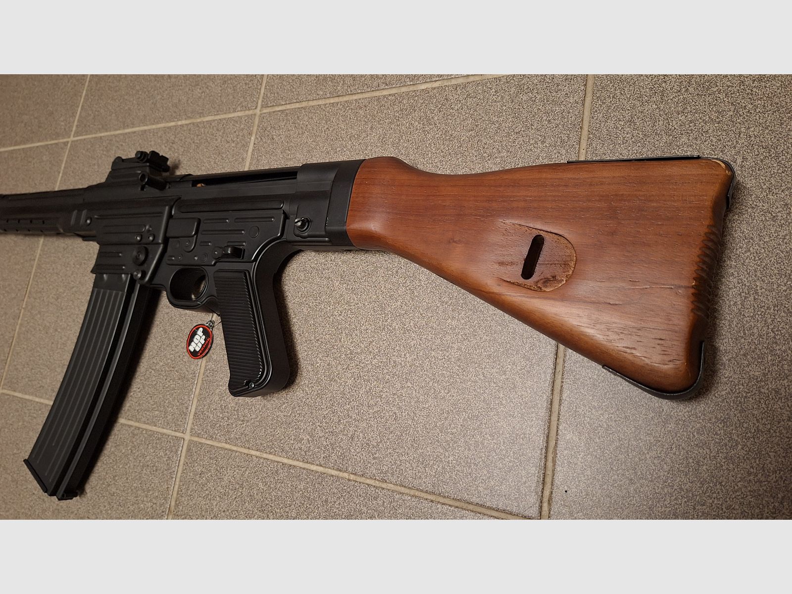 StG 44 Airsoft Sturmgewehr Vollmetall Echtholz S-AEG 6mm BB schwarz-NEU!