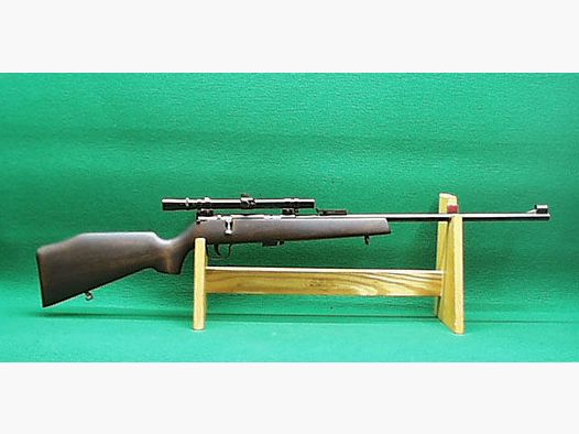 Rifle de repetición Voere Vöhrenbach con mira telescópica